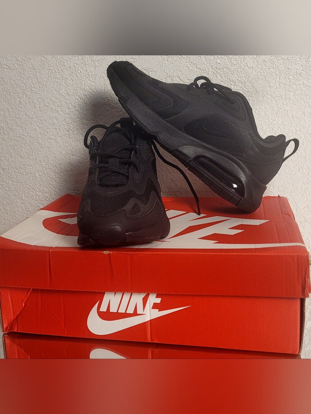 Nike Air Max 200 W Size 6 US Black NEW IN BOX